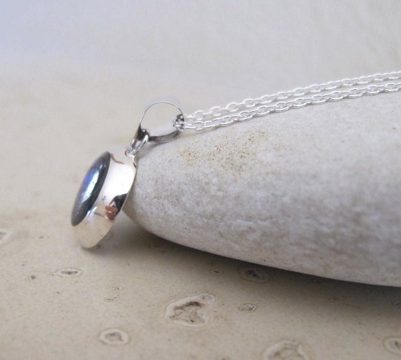 Abalone Necklace Shell Necklace Round Simple Iridescent Boho Gemstone Layering Minimal Pendant