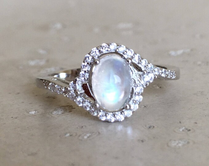 Oval Moonstone Promise Ring- Art Deco Halo Ring- Rainbow Moonstone Engagement Ring- Boho Moonstone Ring- June Solitaire Birthstone Ring