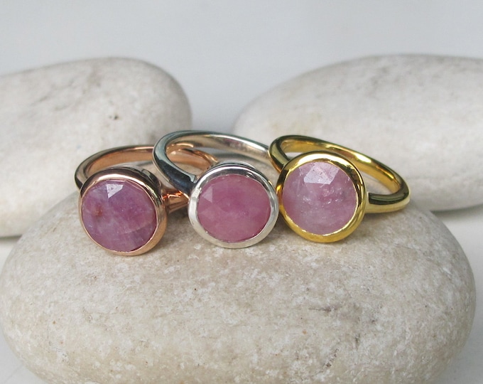 Raw Pink Sapphire Ring- Pink Gem Rose Gold Promise Ring- Round Solitaire Ring- September Sapphire Ring- Ring- Faceted Raw Pink Ring