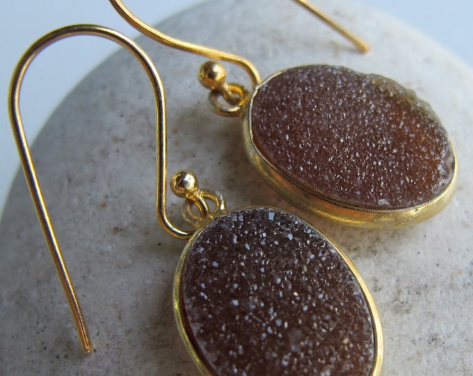 Oval Brown Druzy Dangle Earring- Simple Gold Drop Earring- Raw Stone Jewelry- Rough Stone Brown Earring- Boho Bohemian Earring