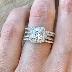 0.75ct Diamant Simulant Prinzessin Verlobungsring Set - Farbloses quadratisches Brautring Set - 3-teiliges Ehering Set - Halo Klarer Verlobungsring