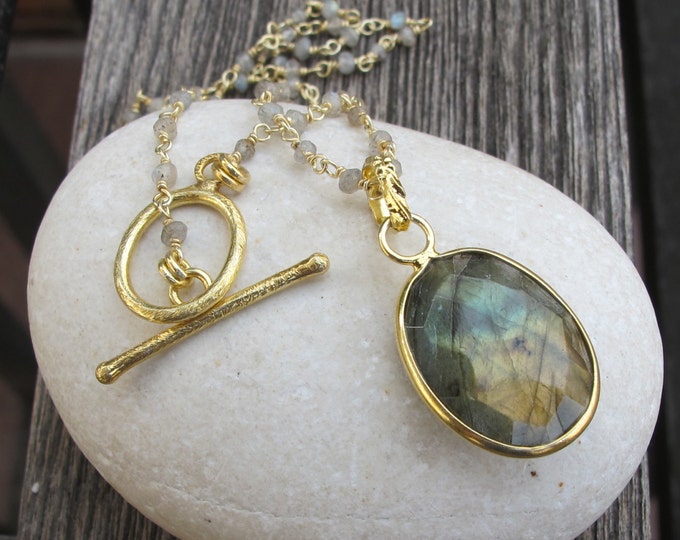 Oval Genuine Natural Labradorite Gold Necklace- Labradorite Beaded Statement Necklace- Unique Iridescent Gemstone Necklace