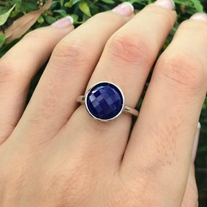 Round Blue Sapphire Raw Ring- Simple Blue Promise Ring- September Birthstone Ring- Blue Anniversary Ring- Solitaire Classic Minimalist Ring