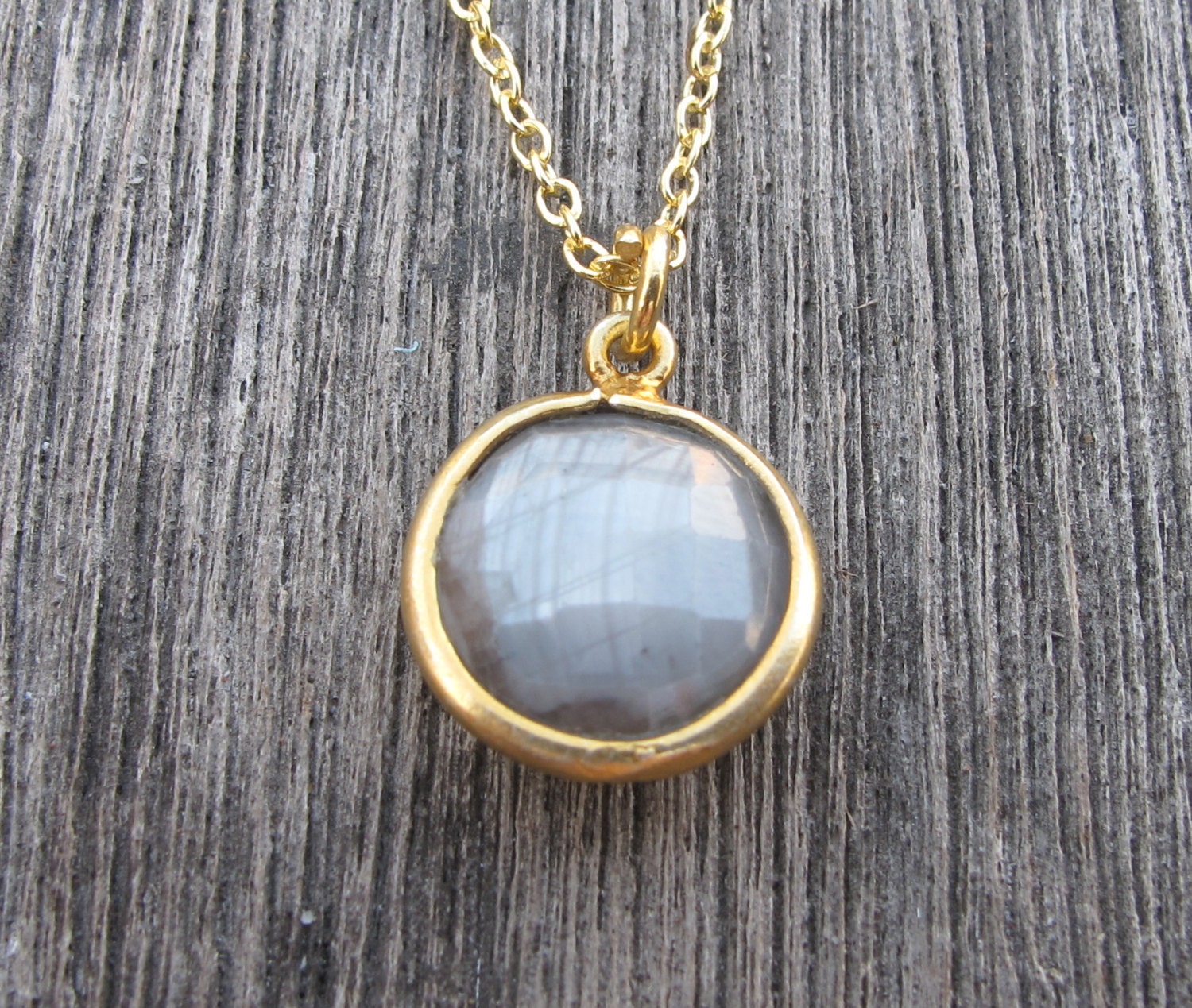 Raw Gray Genuine Sapphire Round Necklace Simple Rough Stone