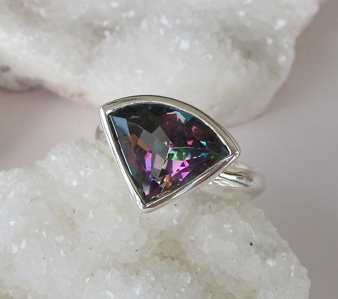 9ct Gold Mystic Topaz And Diamond Ring - R0970 | F.Hinds Jewellers