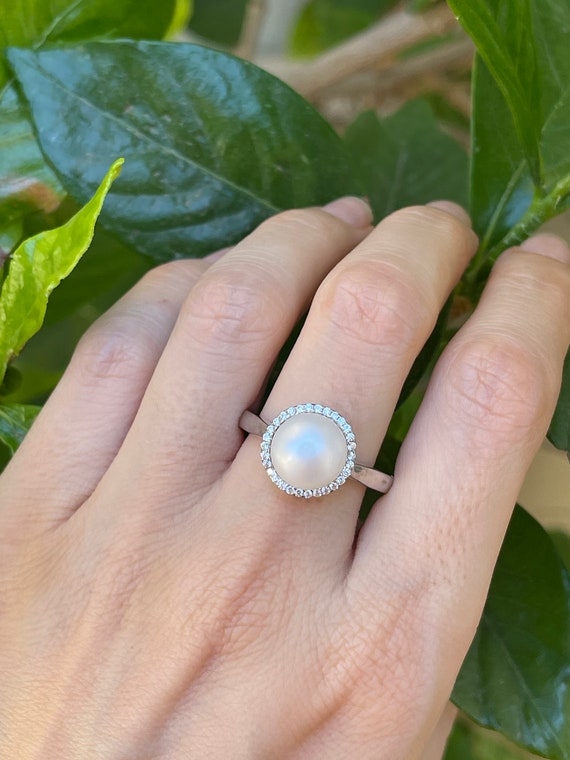 Gumball Pearl Ring in 14K Gold