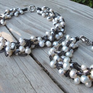 Conjunto de joias de pérolas de noiva Conjunto de pulseira de colar de pérolas falsas Joias de pérolas de junho Joias de pedra de nascimento
