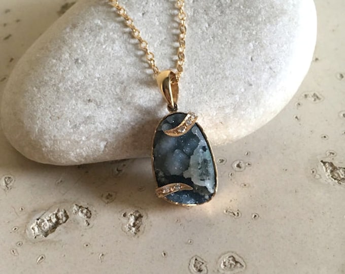 Unique Gemstone Necklaces- OOAK Artisan Necklace- Blue Druzy Layering Necklace- Statement Geode Silce Necklaces- Raw Stone Necklace
