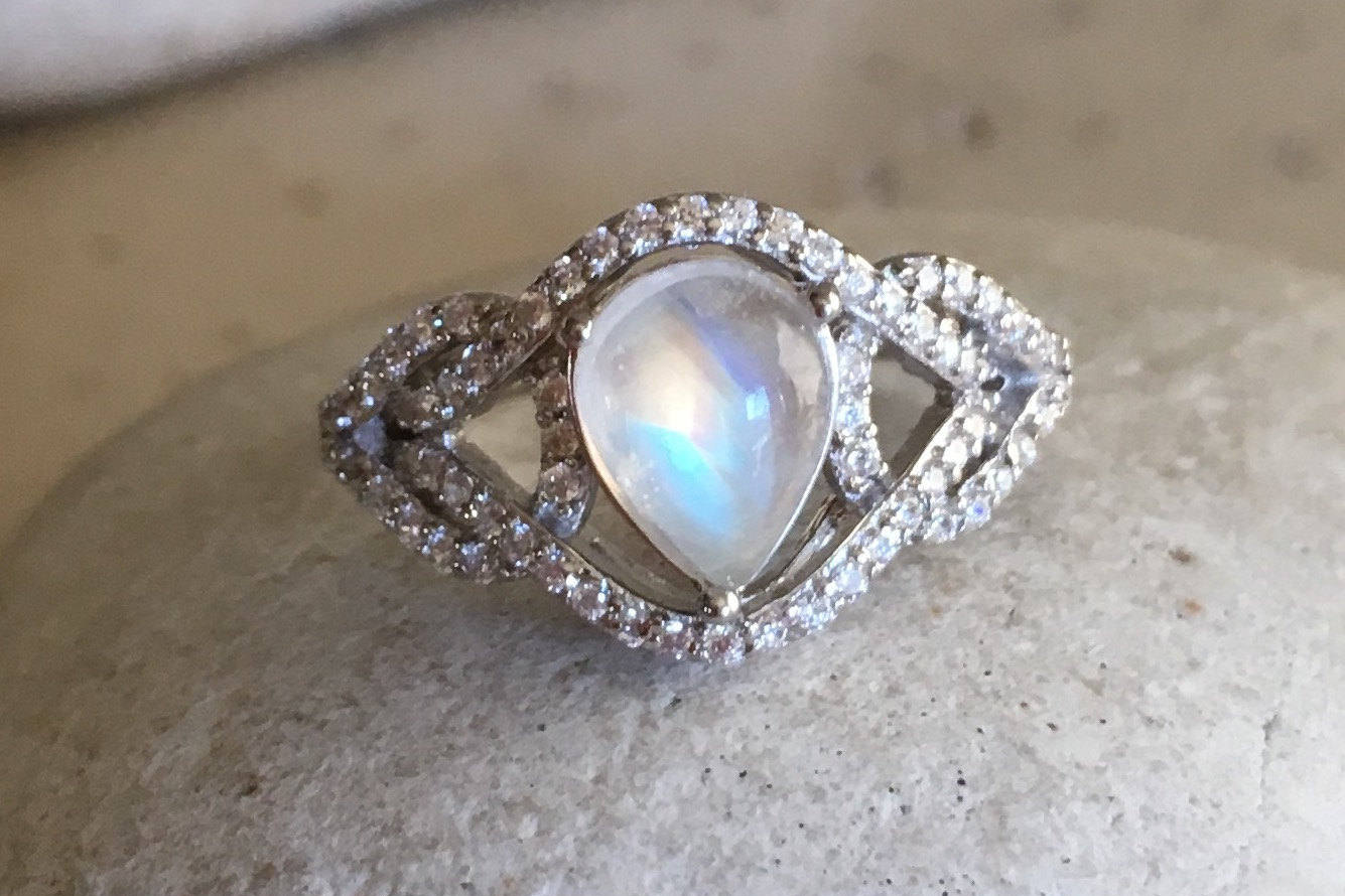 Round shaped moonstone ring vintage moonstone engagement ring marquise –  Ohjewel