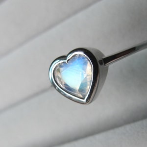 Anillo de compromiso con bisel de piedra lunar de corazón de 14k - Anillo de aniversario con piedra lunar en forma de corazón - Regalo para ella, novia, esposa, mejor amiga - Anillo con piedra natal de junio