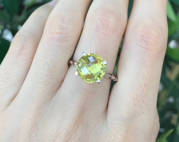 Round Lemon Quartz Stackable Ring- Yellow Gemstone Cocktail Ring- Sterling Silver Yellow Topaz Ring- Simple Minimalist Yellow Quartz Ring