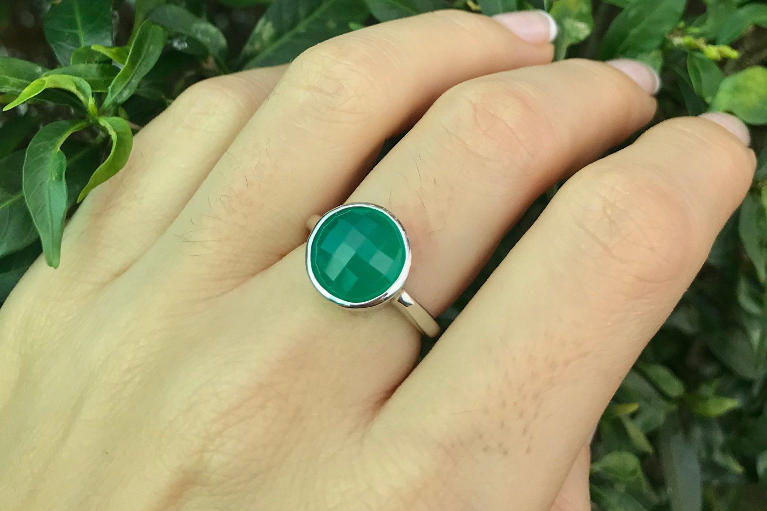 Green Gemstone Round Silver Ring- Green Onyx Stackable Ring-Faceted Green  Chalcedony Ring- Simple Green Bezel Ring- Sterling Silver Ring