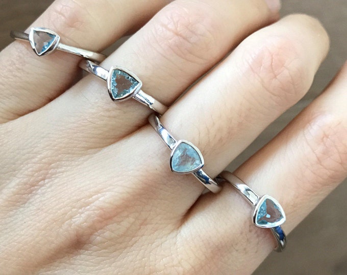 Triangle Genuine Aquamarine Silver Ring- Natural Aquamarine Minimalist Stacking Ring- Dainty Blue Aqua Bezel Layer Ring