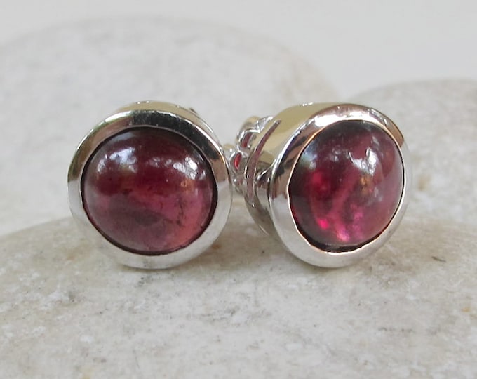 Natural Garnet Round Stud Earring- Cabochon Garnet Silver Stud Earring- Healing Genuine January Birthstone Jewelry Simple Cabochon Earrings