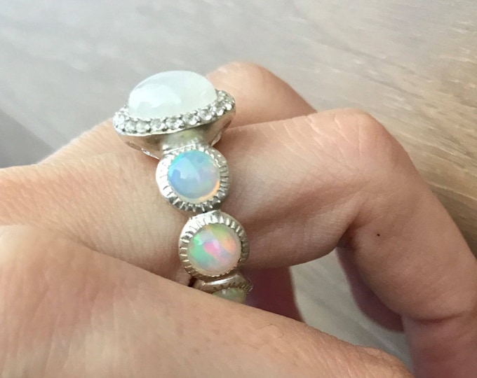 Moonstone Opal Statement Ring- Bohemian Engagement Ring- Welo Opal Anniversary Ring- Solitaire Bubble Ring-Large Statement Ring-Jewelry Gift