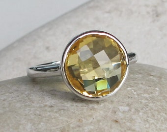 Round Faceted Citrine Ring- Yellow Gemstone Silver Ring- November Birthstone Ring- Yellow Stacking Stone Ring- Yellow Topaz Ring
