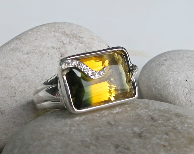 Yellow Green Quartz Statement Ring- Unique Gemstone Ring- Rectangle Engagement Ring- Artisan OOAK Ring- Alternative Engagement Ring