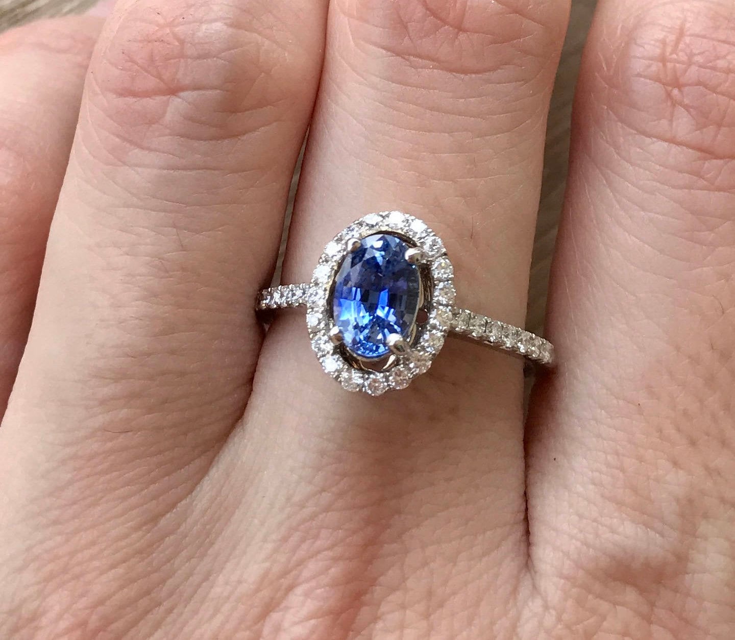 1.13ct Certified Cornflower Blue Sapphire Oval Engagement | Etsy 