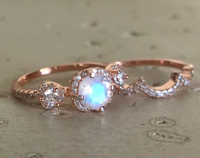 Moonstone Bridal Ring Set- Rainbow Moonstone Engagement Ring- Three Stone Moonstone Anniversary Ring- Rose Gold Moonstone Ring- June Ring