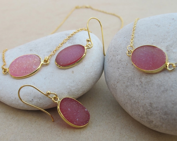Oval Jewelry Druzy Set- Druzy Earrings Bracelet Necklace Set- Simple Pink Druzy Jewelry- Pink Gemstone Jewelry Set- Sparkly Stone Jewelry