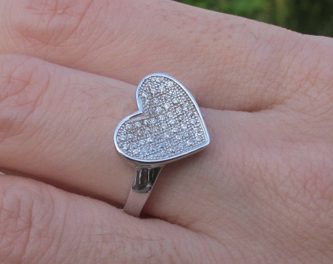 Heart Shape Promise Ring- Heart Engagement Ring- Crystal Heart Anniversary Ring- Valentines Ring for Her- Gift for Wife- Valentine Day Gift