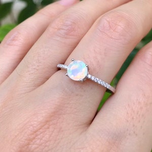 4 Prong Opal Promise Ring- Round Genuine Opal Ring- Welo Opal Round Promise Ring- Natural Opal Solitaire Ring- Boho Rainbow October Ring