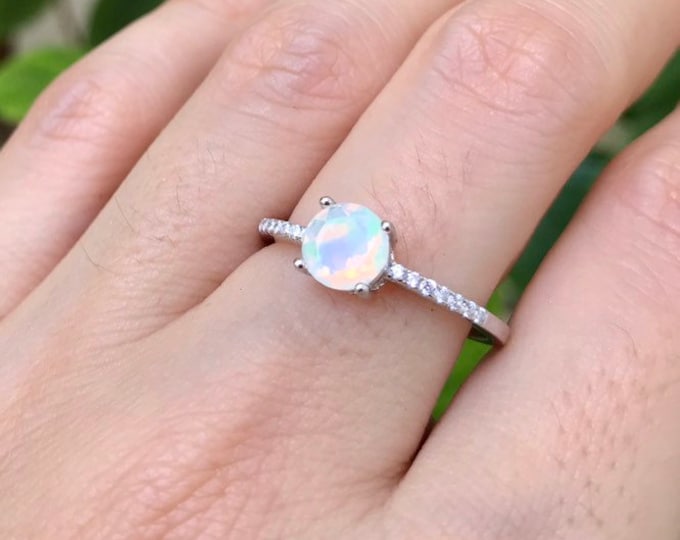 4 Prong Opal Promise Ring- Round Genuine Opal Ring- Welo Opal Round Promise Ring- Natural Opal Solitaire Ring- Boho Rainbow October Ring