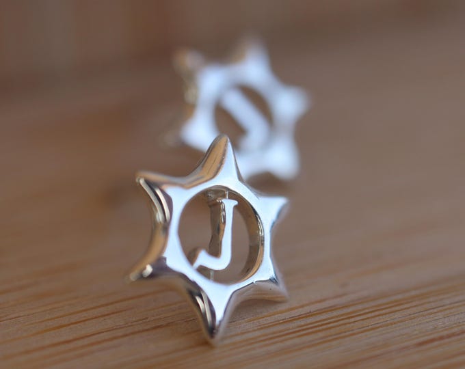 Star Halo Bezel Initial Halo Stud Earring- Dainty Letter 925 Sterling Silver Earrings- Gifts for Girlfriend Birthday Bridesmaid Anniversary