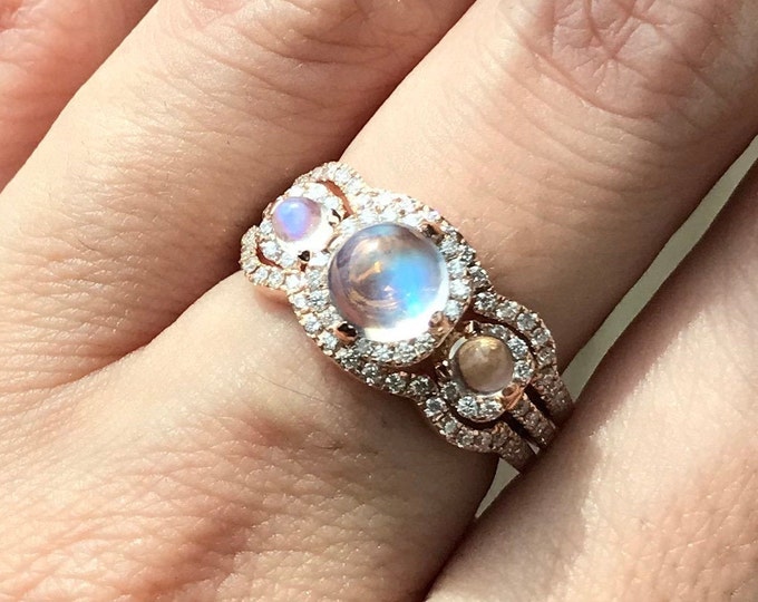 Vintage Moonstone Engagement Ring Set- Three Stone Rainbow Moonstone Bridal Ring Set- Halo Moonstone Diamond Ring in Rose White Yellow Gold