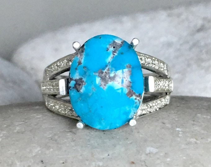 Genuine Turquoise Engagement Ring- Oval Turquoise Statement Ring- Spilt Band Promise Ring- December Birthstone Ring- Blue Anniversary Ring