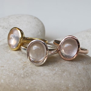 Oval Rose Quartz Ring- Rose Gold Pink Ring- Pink Gemstone Bezel Ring- Stackable Smooth Stone Ring- Pink Quartz Silver Ring- Pink Gold Ring