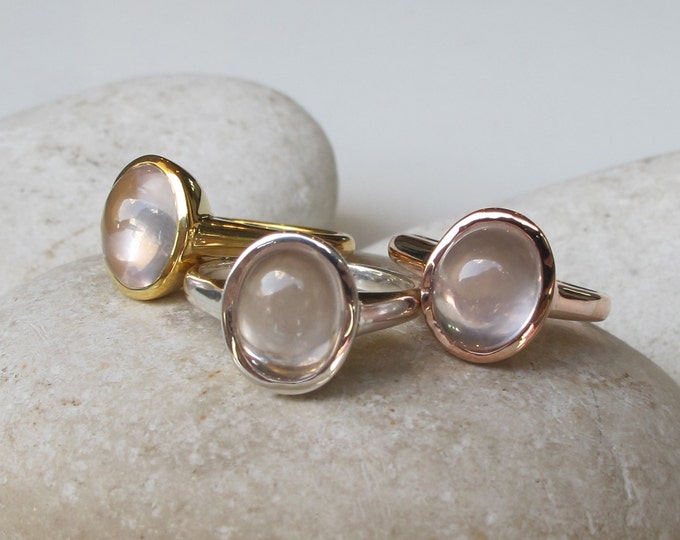 Oval Rose Quartz Ring- Rose Gold Pink Ring- Pink Gemstone Bezel Ring- Stackable Smooth Stone Ring- Pink Quartz Silver Ring- Pink Gold Ring