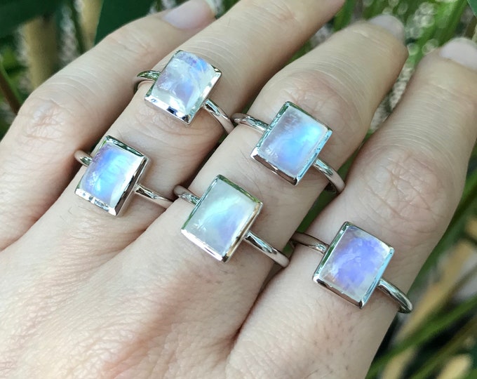 Rectangle Moonstone Silver Ring- Stackable Rainbow Moonstone Ring- Cabochon Moonstone Boho Ring- June Birthstone Ring-Simple Minimalist Ring