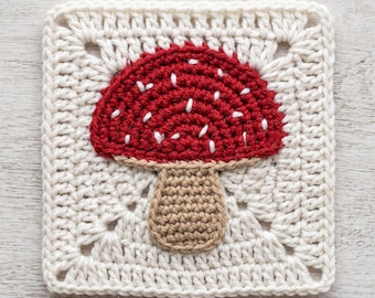 Cottagecore Mushroom Granny Square Crochet Pattern (PDF)