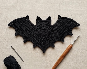 Crochet Bat Applique Pattern, Halloween Decor, Garland Bunting (Digital Download)