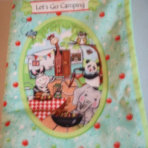 Vamos acampar - Livro de tecido infantil concluído - Feito à mão