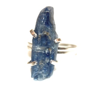 Blue Crystal Ring in Kyanite and Sterling Silver