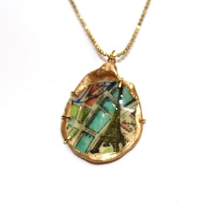 Collier de coquille d'huître, collier de découpage, collier de Paris, collier de carte vintage, tour Eiffel, collier d'huître, cadeau pour elle, coquillages