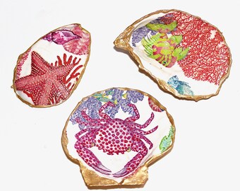 Oyster Shell Ring Dish, Decoupage Multicolor Jewelry Holder, Trinket Bowl Coastal Decor, Pink Wedding, Bridesmaid Hostess gifts, Coral Decor