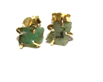 Raw Emerald Stud Earrings Organic Earring Gold Emerald Studs Emerald Jewelry May Birthstone Earring Emerald Prong Set Earrings Raw Gemstones