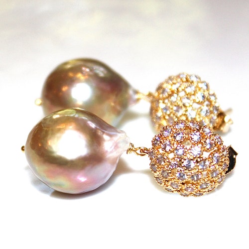 Large Baroque Pearl Bridal shops Earring Classic Pearl Wedding Earring Bridesmaid Jewelry Iridescent Pearl Earring Large Pearl Earring Baroque
