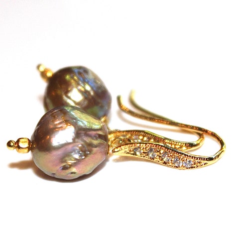 Small Baroque shops Pearl Earring Pearl Wedding Earring Gold Pearls Bridesmaid Iridescent Pearl Baroque Pearl Earring Small Pearl Earring Baroque