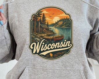 Wisconsin Hoodie, Wisconsin Shirt, Vintage Wisconsin State Travel Tee, Wisconsin Vacation Shirt, Great Lakes