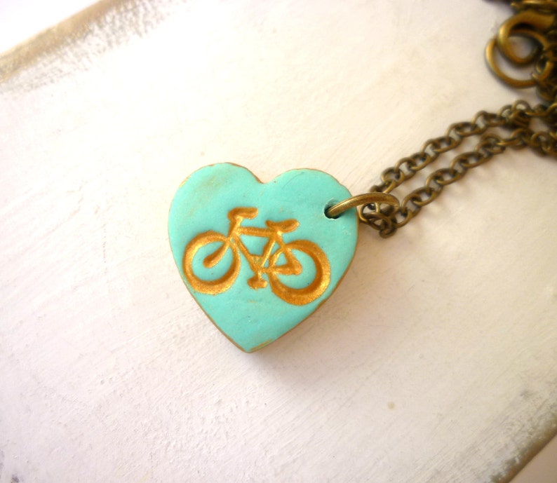 3,4,5,6,7,8,9,10 years old Fun Girl Jewelry Bycicle Charm Necklace Bike heart Girl Necklace with Letter Charm