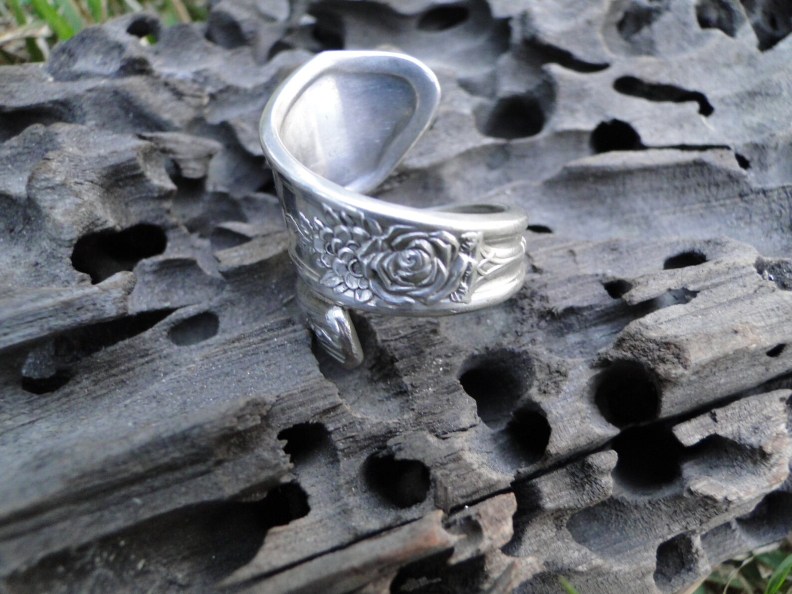 Antique Silverware Spoon Ring From Manor Plate Triple Rosedale Pattern