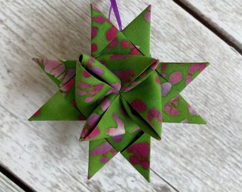 Batik German Star Ornament