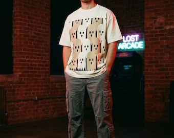 Mens Retro Ghost Shirt, Halloween Graphic Tee Men, Neutral Ghost Pattern T-Shirt, Vintage Spooky Season