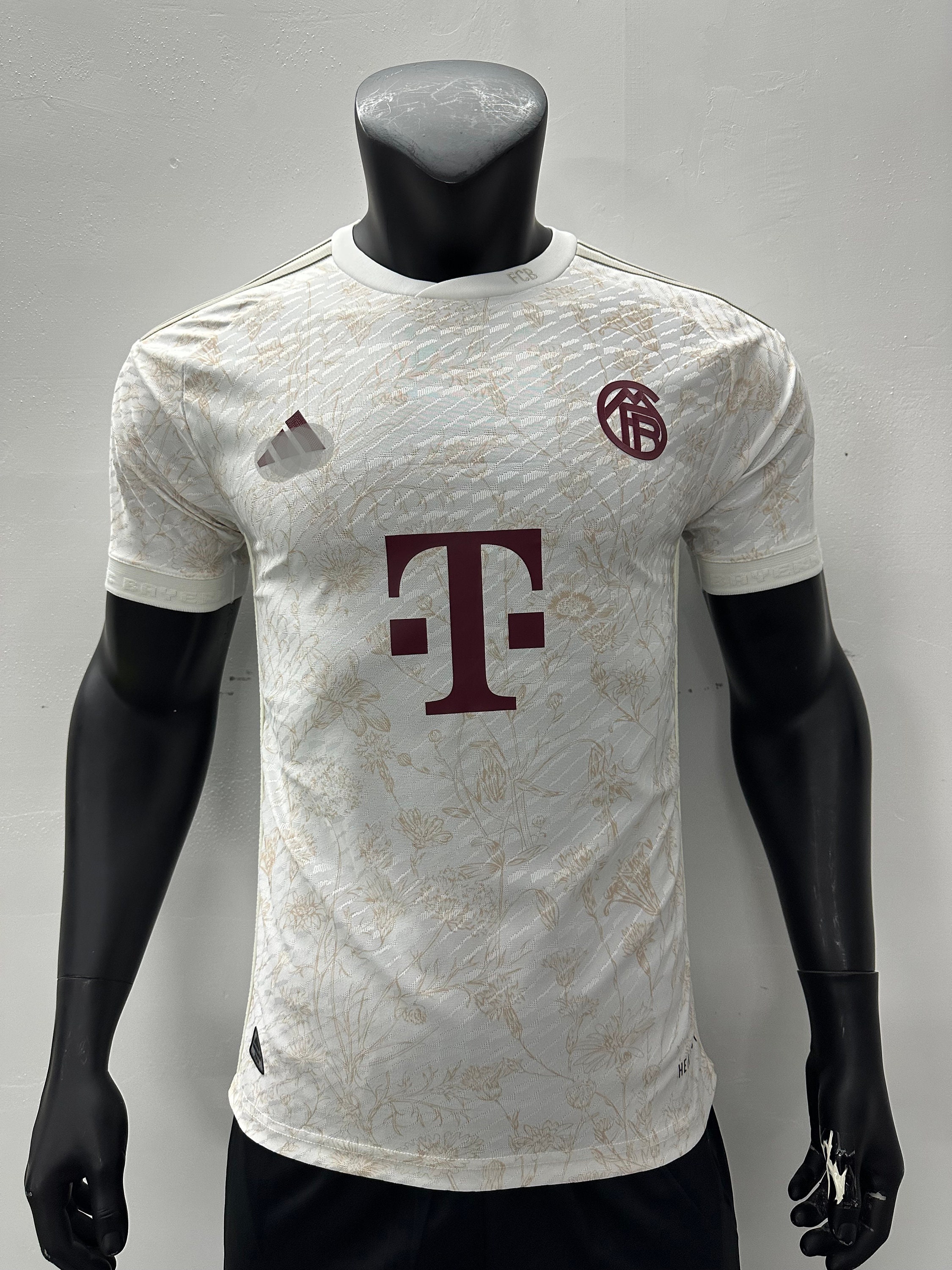 TSV 1860 München 2022-23 Oktoberfest Kit