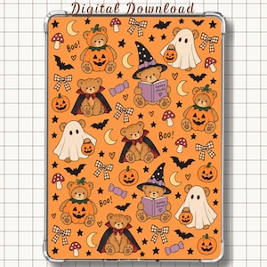 Könnte beinhalten: Ein digitaler Download mit orangefarbenem Hintergrund und einem wiederkehrenden Muster aus Teddybären in Halloween-Kostümen, darunter Kürbisse, Geister und Hexenhüte, sowie Motive von Fledermäusen, Sternen, Monden, Pilzen, Schleifen und dem Text Boo.