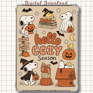 Op de afbeelding: Een digitale download-print met Snoopy en Woodstock in Halloween-kostuums met pompoenen, vleermuizen en sterren. De tekst bovenaan luidt "Digital Download" en in het midden "hello COZY Season", omringd door een hondenhok en boeken.